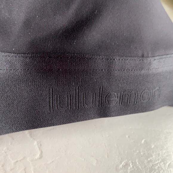 NEW! Lululemon 🍋 Fine Form Bra Black - Picture 6 of 10